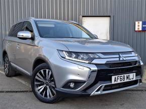 MITSUBISHI OUTLANDER 2018 (68) at Close Motor Company Corby